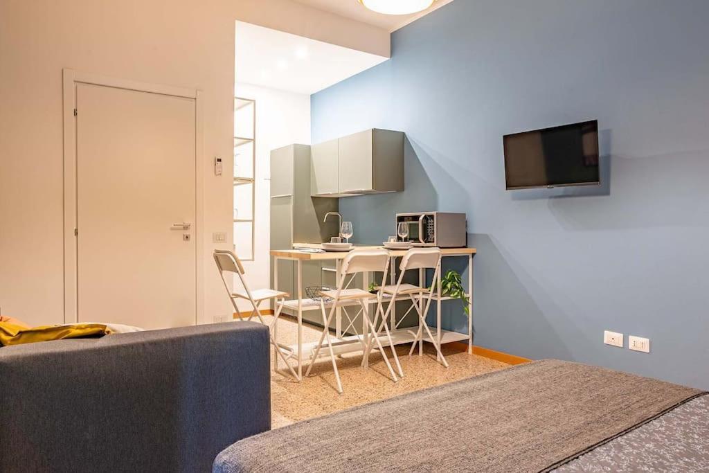 Guest Planet - Cozy Housing Porta Romana M3 Milano Exteriör bild